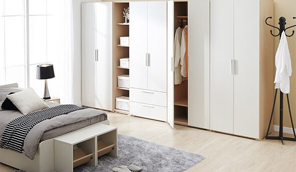 Multi-Mirror Wardrobes